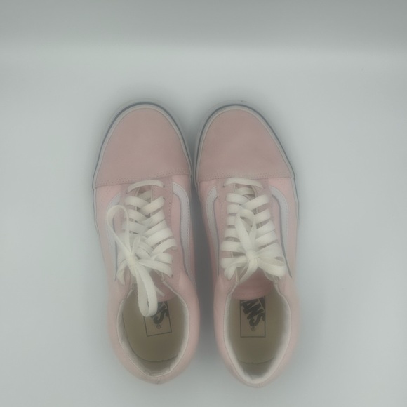 Vans sneakers preowned and gently used! - Picture 3 of 8